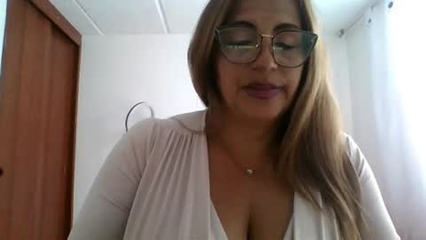 Rossana  online show from February 26, 7:38 pm