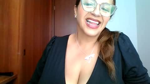 Rossana  online show from March 27, 1:00 pm