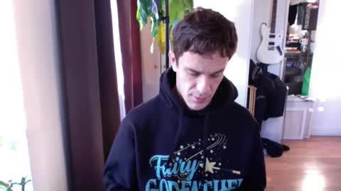 Snapshot of rosscollab chatting on December 3, 12:36 pm RossCollab online show from December 3, 12:36 pm