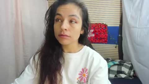 Snapshot of rosse_25 chatting on June 17, 12:29 pm Would you like to help me with supplementation and sports suits so I can compete in powerlifting online show from June 17, 12:29 pm