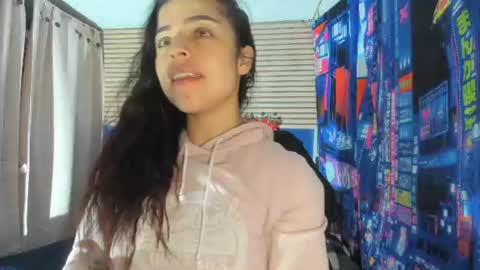 Snapshot of rosse_25 chatting on July 21, 12:18 pm Would you like to help me with supplementation and sports suits so I can compete in powerlifting online show from July 21, 12:18 pm