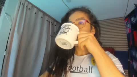 Snapshot of rosse_25 chatting on July 29, 12:36 pm Would you like to help me with supplementation and sports suits so I can compete in powerlifting online show from July 29, 12:36 pm