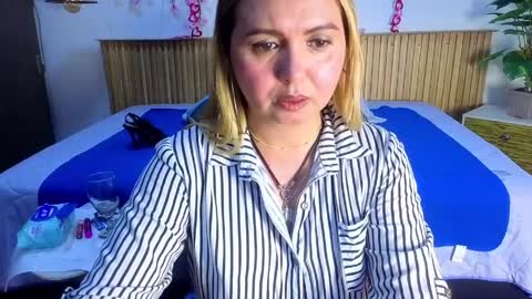 Snapshot of rosse_meyer chatting on April 11, 6:56 pm MY NAME IS ROSSE online show from April 11, 6:56 pm