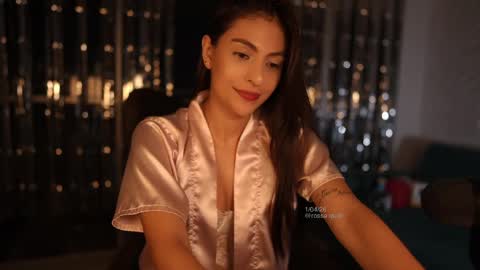 Snapshot of rosseyquiin chatting on April 2, 3:37 am Rossey online show from April 2, 3:37 am