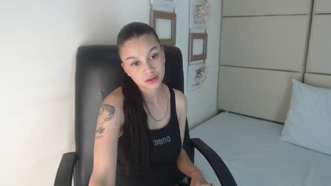Snapshot of rossi_baker chatting on March 1, 3:27 pm Rossi online show from March 1, 3:27 pm