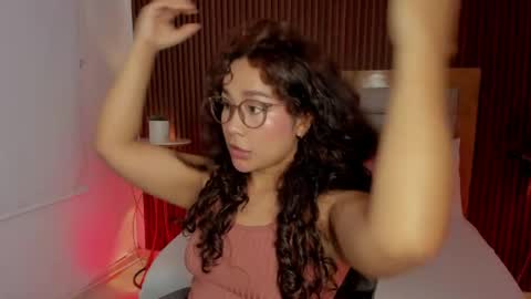 rossie_lanie_ online show from June 2, 7:16 pm