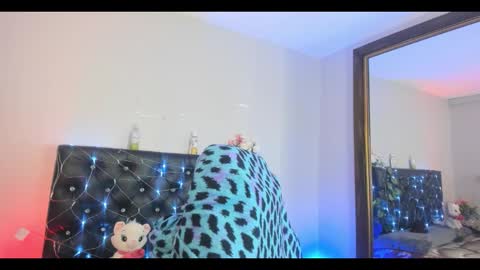 Snapshot of rossiegp chatting on March 29, 1:33 pm Rossie hunt online show from March 29, 1:33 pm