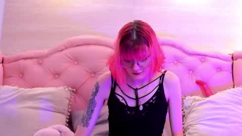 rossiie_hunt_ online show from September 26, 5:39 pm