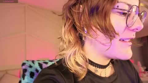 rossiie_hunt_ online show from May 8, 12:32 pm