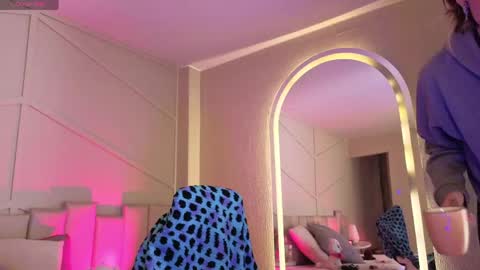 rossiie_hunt_ online show from May 11, 2:45 pm