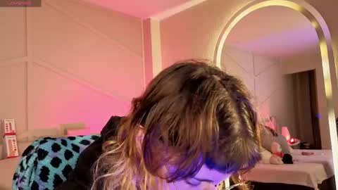 rossiie_hunt_ online show from May 26, 12:34 pm