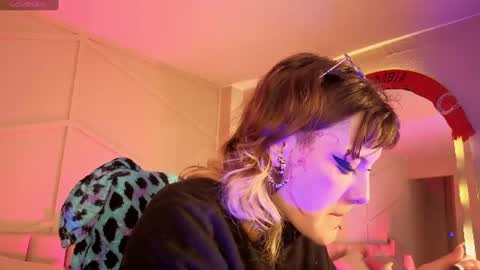 rossiie_hunt_ online show from June 23, 1:20 pm