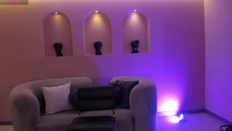 Rossie Rivers online show from March 28, 11:43 am