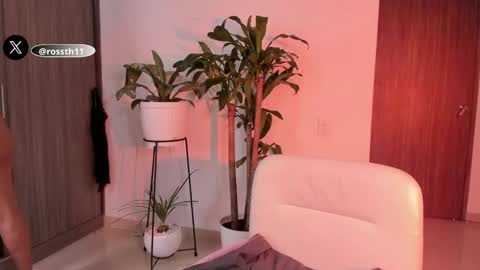 Im Ross   online show from September 13, 6:51 pm