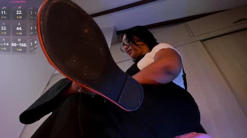 Snapshot of rosyejones chatting on September 27, 2:16 am rosyejones online show from September 27, 2:16 am