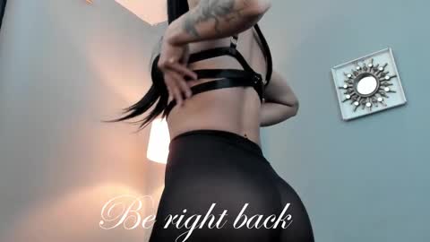 Snapshot of rougedoe chatting on March 10, 3:11 am Mistress Lana online show from March 10, 3:11 am