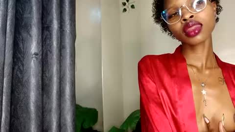 roundbootie online show from June 17, 2:18 pm