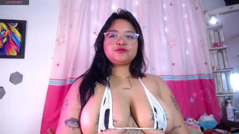 Snapshot of rous_25 chatting on April 5, 3:09 pm rous_25 online show from April 5, 3:09 pm