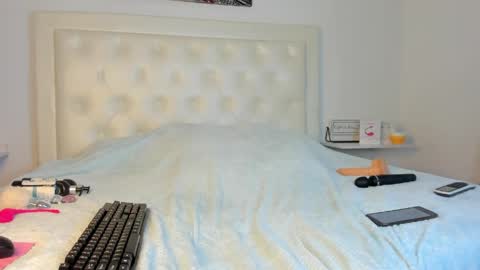 Snapshot of rouse_sexy_hotxx77 chatting on April 1, 1:28 am rouse_sexy_hotxx77 online show from April 1, 1:28 am