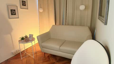 Snapshot of rousee_v chatting on March 10, 1:38 pm Rousee online show from March 10, 1:38 pm