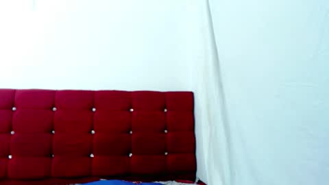 Snapshot of rouserioss chatting on February 18, 11:44 pm rouserios online show from February 18, 11:44 pm