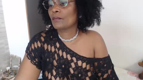 luxa online show from February 5, 8:57 pm