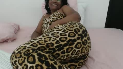 luxa online show from October 11, 2:44 am