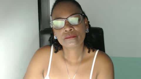 luxa online show from April 27, 12:25 pm