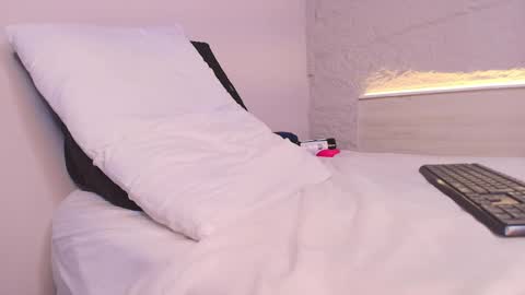 Rouss  online show from February 27, 2:53 am