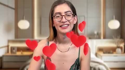 Snapshot of rousse507437 chatting on January 6, 12:14 am rousse507437 online show from January 6, 12:14 am