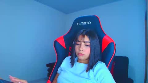 rousse_violet online show from October 20, 10:21 pm