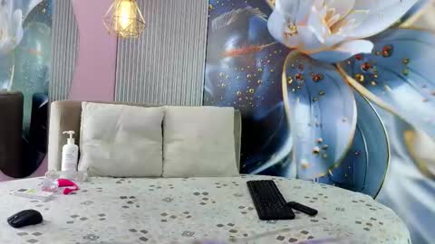 rouxinferno_cr online show from March 18, 3:31 am