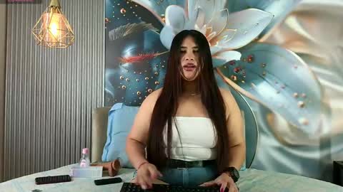 rouxinferno_cr online show from May 7, 2:28 am