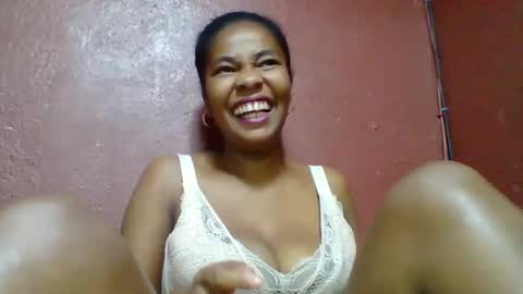 rovaelyah online show from November 19, 5:40 am