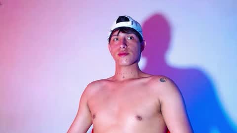 rowanboy23 online show from January 11, 3:50 pm