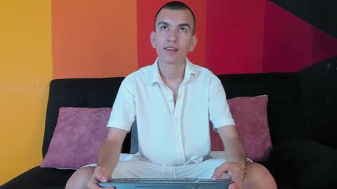 Snapshot of rowancley chatting on September 10, 12:16 pm Rowan online show from September 10, 12:16 pm