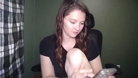 Snapshot of rowanswolves chatting on June 12, 11:14 pm rowanswolves online show from June 12, 11:14 pm