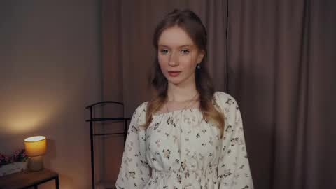 Stella online show from February 10, 4:04 pm