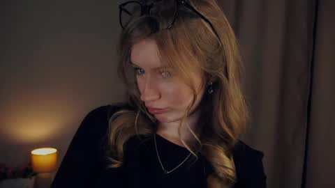 Stella online show from February 11, 4:13 pm