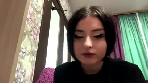 Snapshot of rowenafort chatting on July 21, 2:19 pm Mico online show from July 21, 2:19 pm