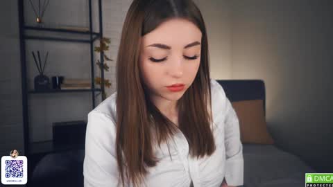 Michelle online show from December 8, 4:14 am
