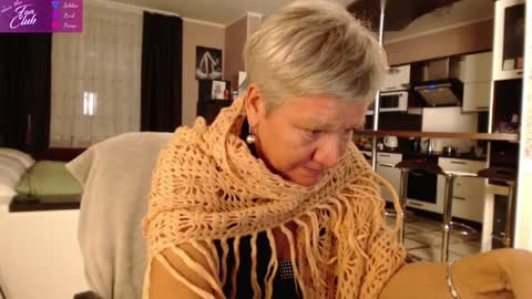 Roxana online show from December 13, 6:16 pm