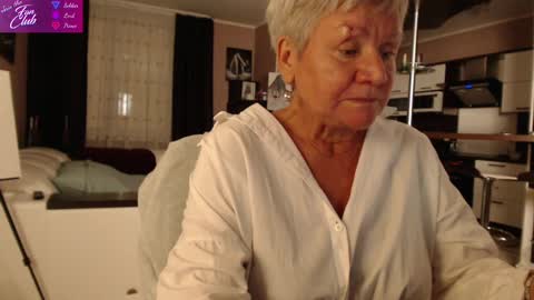 Roxana online show from December 14, 4:09 pm