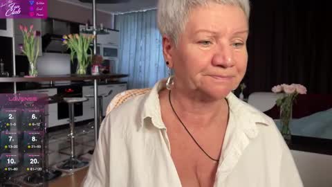 Roxana online show from March 11, 1:34 pm