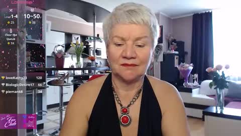 Roxana online show from March 13, 1:40 pm