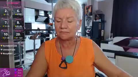 Roxana online show from June 18, 1:26 pm