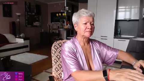 Roxana online show from June 27, 9:58 am