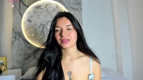 Snapshot of roxanaborns chatting on November 9, 12:58 pm roxanaborns online show from November 9, 12:58 pm