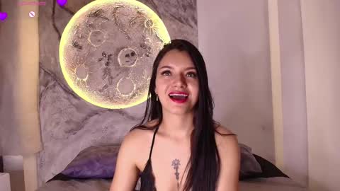 Snapshot of roxanaborns chatting on November 18, 3:27 pm roxanaborns online show from November 18, 3:27 pm