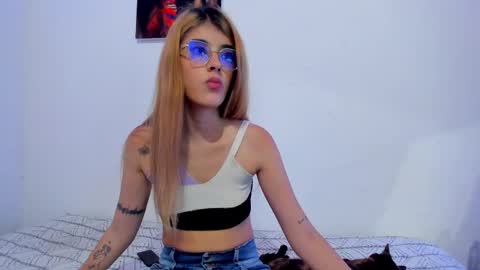 roxy online show from March 12, 6:33 pm